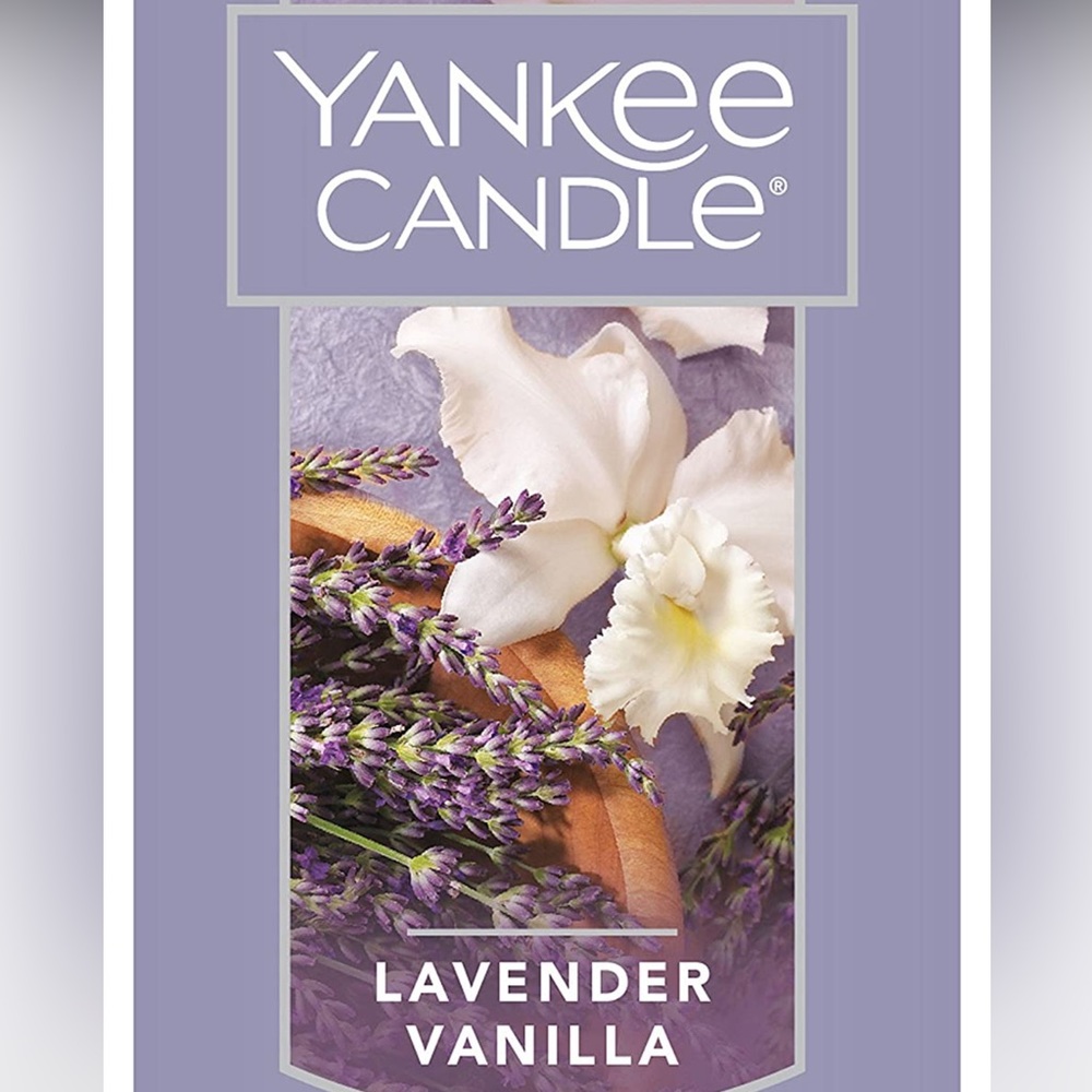 Yankee Candle - Option One: Lavender Vanilla - Option Two: French Vanilla - Picture 2 of 7
